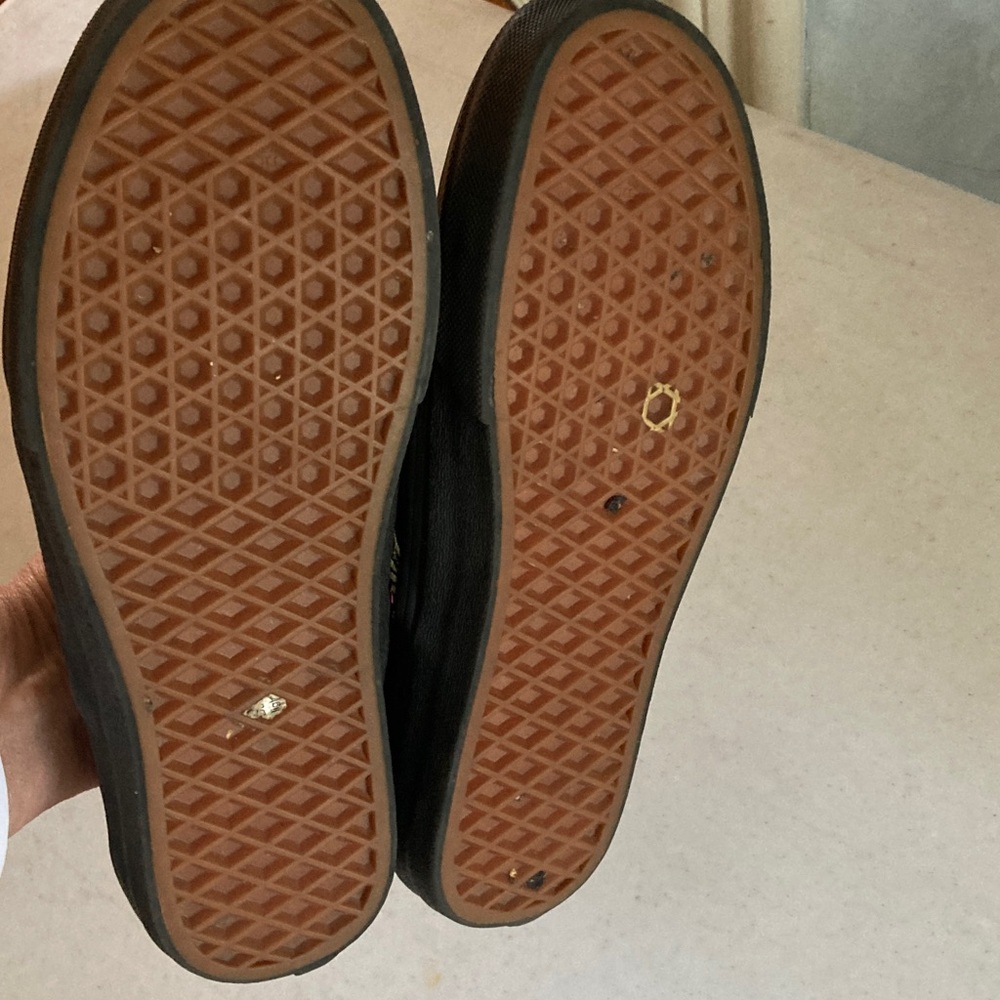 Vans Black Slip-On with Colorful Floral Embroidery - Picture 6 of 10